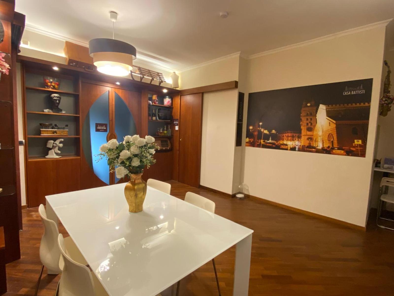 Casa Battisti Messina Guest House In Centro Citta, Ideale Per Famiglie O Gruppi Εξωτερικό φωτογραφία